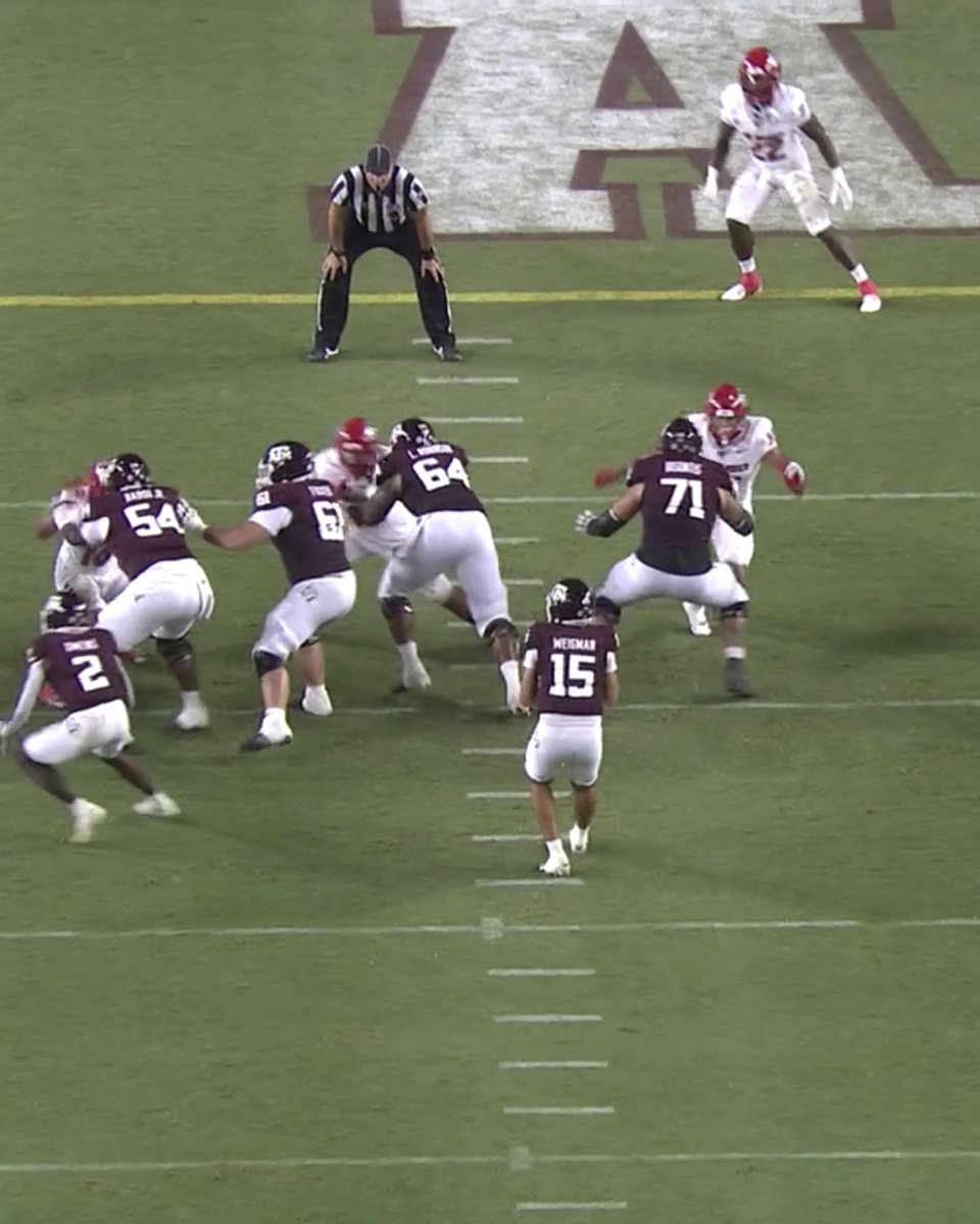 HAVE YOURSELF A GAME CONNER WEIGMAN‼️ Weigman becomes the 1st player in Texas A&M Football history with 5️⃣ passing TDs in a season opener 😤