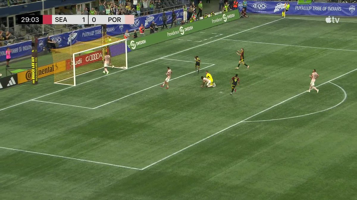 SOUNDERS ARE ROLLING. Léo Chú for two. ✌️