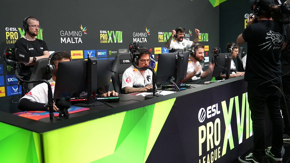1-0 na MD3 contra a Gamerlegion! Falta 1! VAMO! #DIADEFURIA #ESLProLeague
