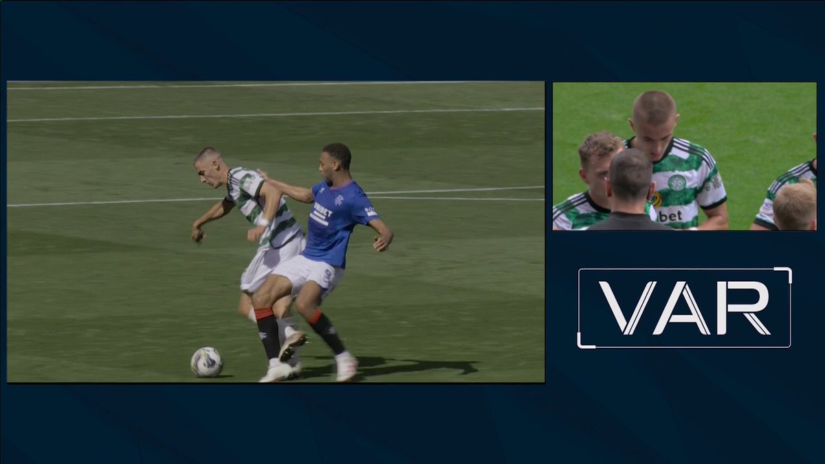 👀 "I think the referee's got it right on the pitch, I don't think it's a foul..." Former referee Dermot Gallagher believes Kemar Roofe's goal for Rangers should have stood 👇