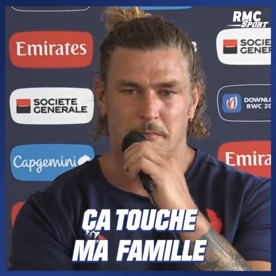 🎙 "Ça ne touche pas que moi, ça touche ma famille..." 🇫🇷 Les larmes de Bastien Chalureau, qui s'est expliqué devant la presse après la polémique liée à sa sélection dans le XV de France pour la Coupe du monde de rugby.