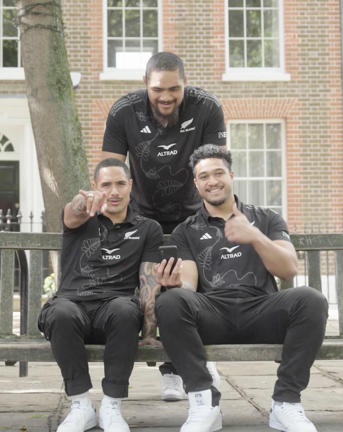 Thank you for all the support ๐ค Want to send the team your support ahead of this weekend's match? Submit it here and we'll show the boys ๐ #Allblacks #benchforall