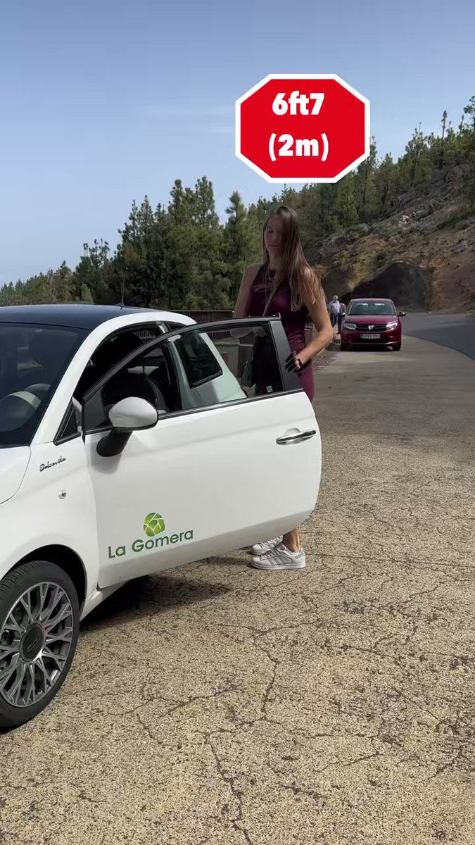 Trying out a FIAT500 as a 6ft7 tall woman… #tallgirl #tallwoman #tallgirlproblems #tallwomenproblems