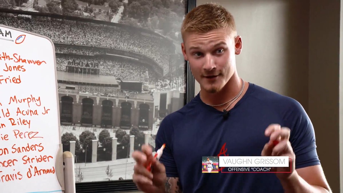 𝗕𝗿𝗮𝘃𝗲𝘀 𝗙𝗮𝗻𝘁𝗮𝘀𝘆 𝗙𝗼𝗼𝘁𝗯𝗮𝗹𝗹 𝗗𝗿𝗮𝗳𝘁 📋 Former star high-school quarterback and current Atlanta Braves No. 1 prospect AJ Smith-Shawver joins Kris Medlen to draft their all-time football teams using only past and present Braves players. #ATLProspectWeek