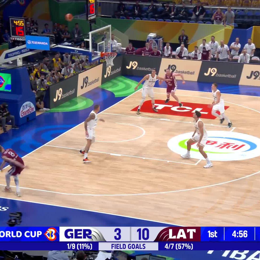 Davis Bertans is actually ridiculous 😳 3/3 from beyond the arc to start the game 🔥 #FIBAWC x #WinForLatvia 🇱🇻