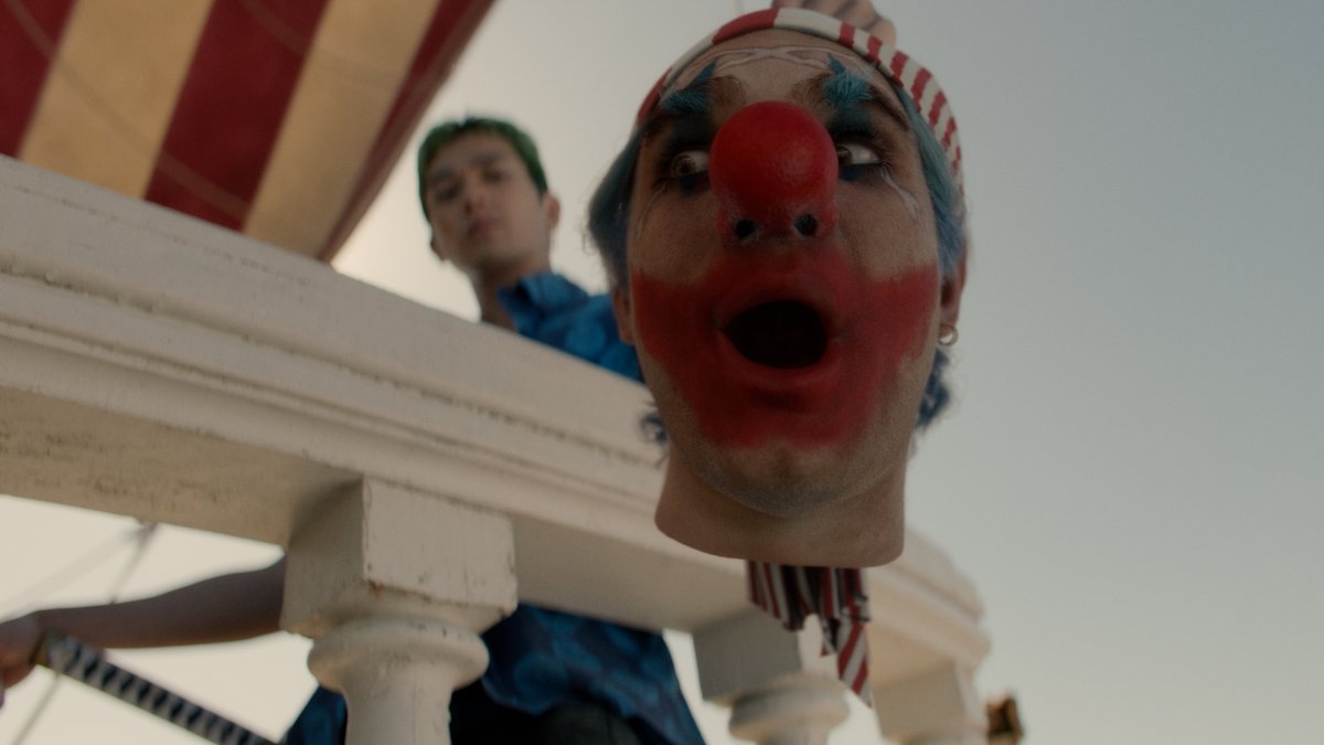 And he can sing too?!? 🤡 Buggy is just too talented. #OnePieceNetflix