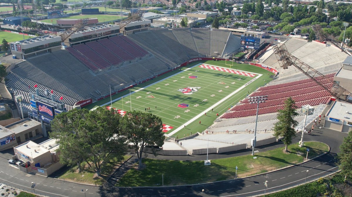.Fresno State Football's home opener against Eastern Washington will make history as the first exclusively Spanish-language television broadcast in FBS college football history 🏈 Fresno State President Saúl Jiménez-Sandoval joins Jesse Kurtz 🎙 to discuss the day’s significance ⤵️