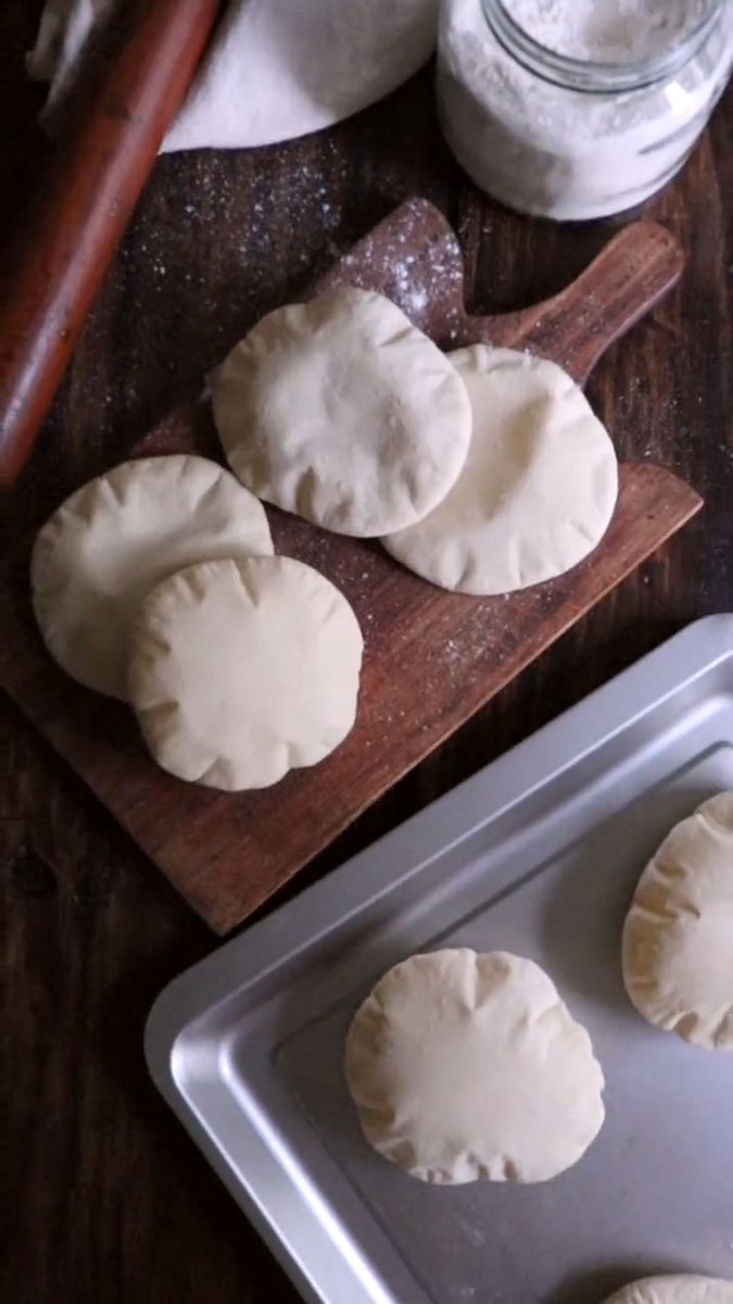 Pan Árabe o Pan Pita 🫓 Te mostramos cómo hacerlo en casa!! Ingredientes y receta escrita: