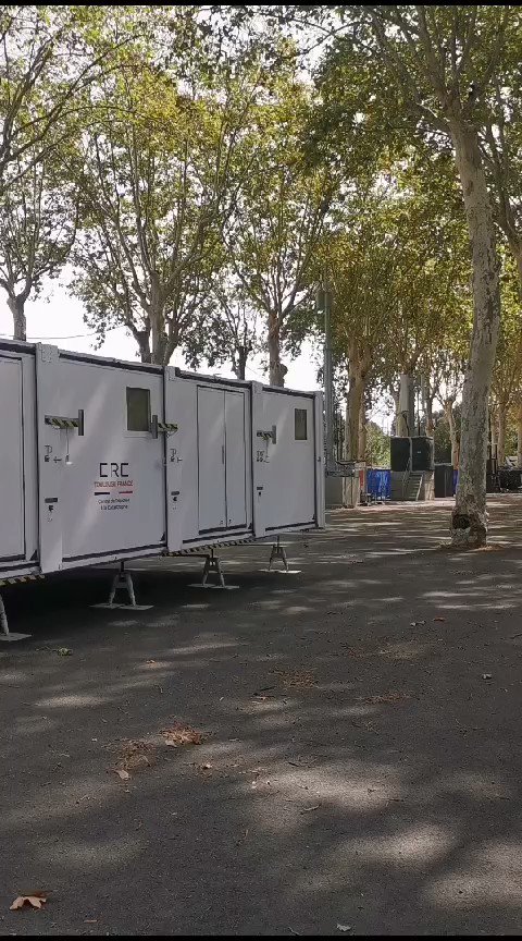🏉 Dans le cadre de la coupe du monde de Rugby, le SAMU 31 et le CHU de Toulouse se mobilisent pour assurer une prise en charge optimale des supporters. Nous déployons l'hôpital mobile sur le Cours Dillon pendant 2 mois pour servir de poste médical sur la fan zone.