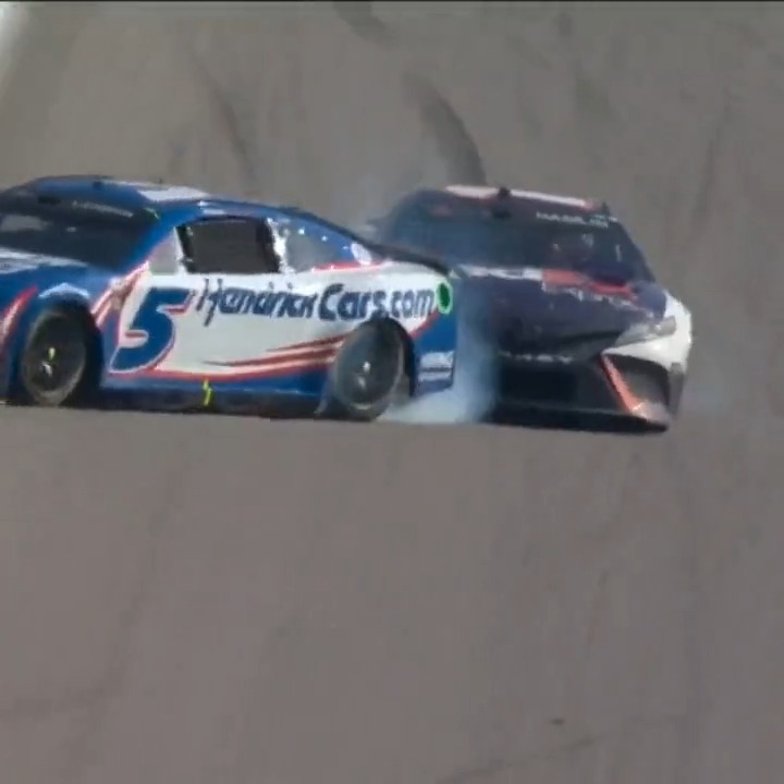 "OH, HE TURNED HIM!" Last time at Kansas Speedway, Denny Hamlin got into Kyle Larson on the last lap. #NASCAR