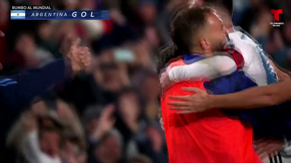 Another Messi free kick. Inevitable 💫 (via Telemundo Deportes)