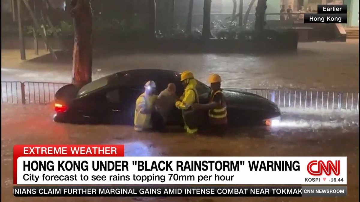 The heaviest rain since records began in 1884 triggers #flash #floods & shuts down #HongKong. Streets transformed into rivers, stuck motorists rescued from vehicles... #Shenzhen reservoir discharging water amid #black #rain could worsen flooding in northern HK. The latest.