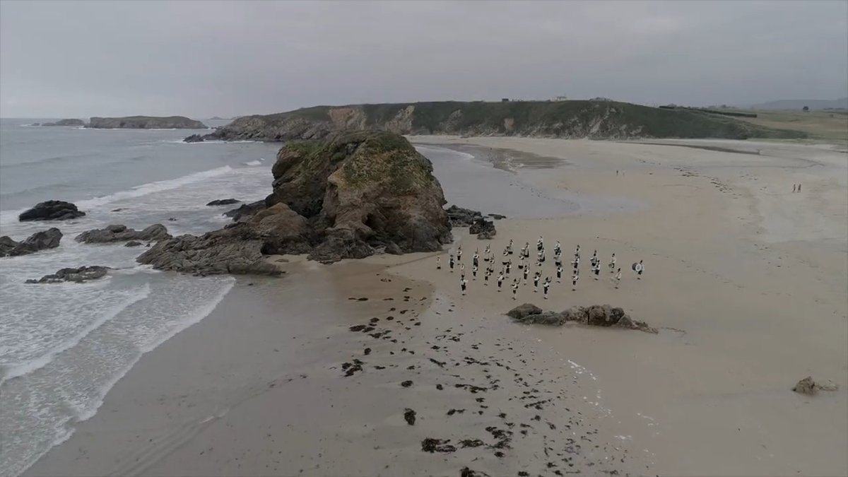¡Feliz #DíadeAsturias! Suena el Himno de Asturias interpretado por bandas de gaitas de la región, mientras recorremos algunos espacios naturales de nuestra geografía en este día tan especial. © FPA Imágenes David Pando TurismoAsturias