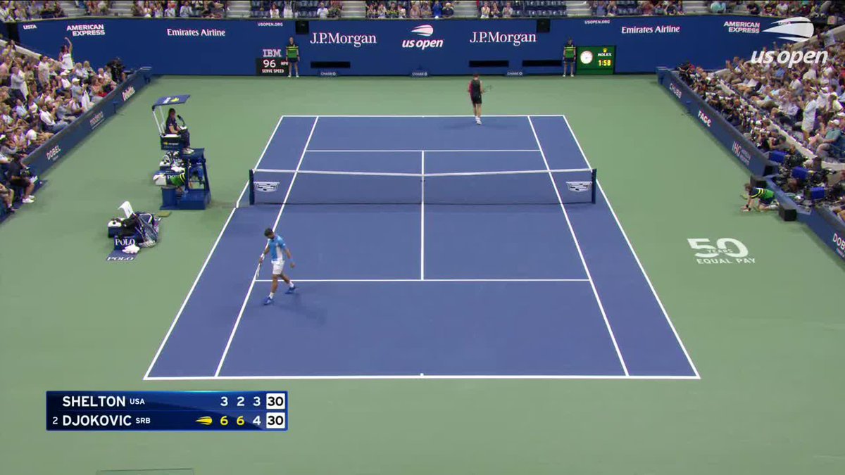 Ben Shelton gets the break in the third set and we're back on serve!