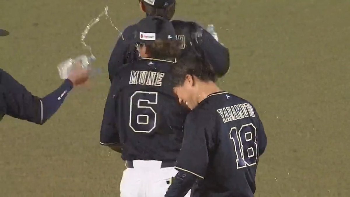 【速報!】 オリックス #山本由伸 投手がプロ野球史上100度目となるノーヒットノーランを達成‼㊗️🎉 また、2年連続での達成は2リーグ制後初の快挙✨ #Bs2023 オリックス・バファローズ 山本由伸