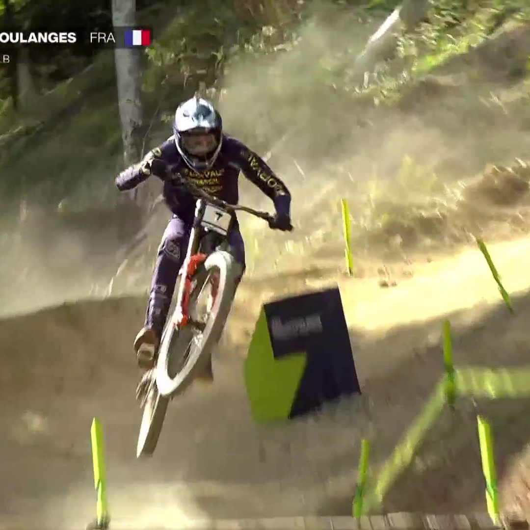 The celebrations 🤩 The performance 😍 The perfect combination ❤️ Benoit Coulanges wins the UCI Downhill World Cup in France in the most spectacular fashion 🏆 #MTBWorldCup | UCI MTB