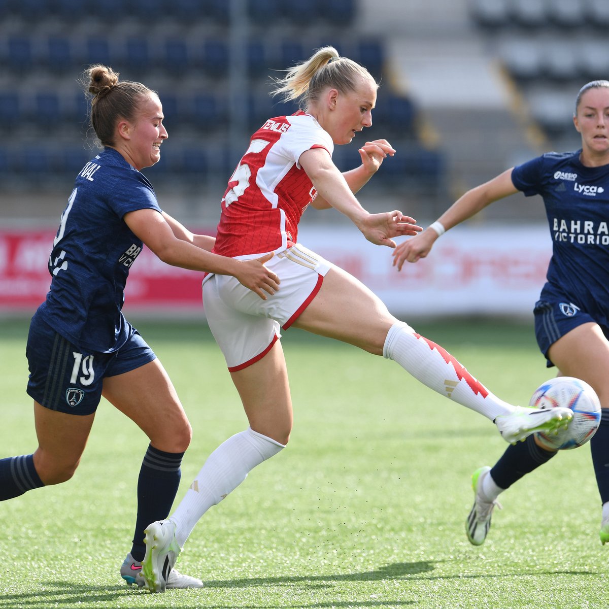Arsenal Women knocked out of the Champions League after losing to Paris FC on penalties 🚨