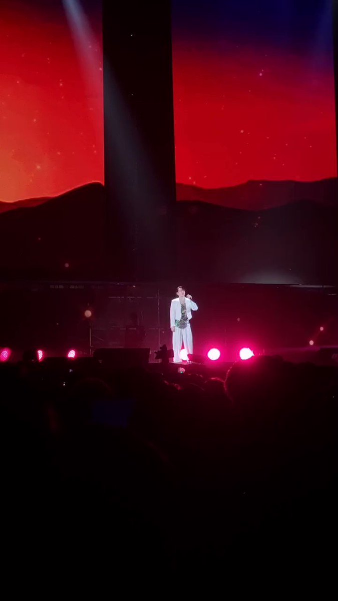 ฝันที่ไม่กล้าฝัน คืนนี้คอมพลีทกันมั้ย Sniper-นุชชชช❤️🦋 #2kCelebration_Day1 #2KCelebration #GrammyRSConcerts #Danworrawech #Beamkawee #Peckpalitchoke #เป๊กผลิตโชค