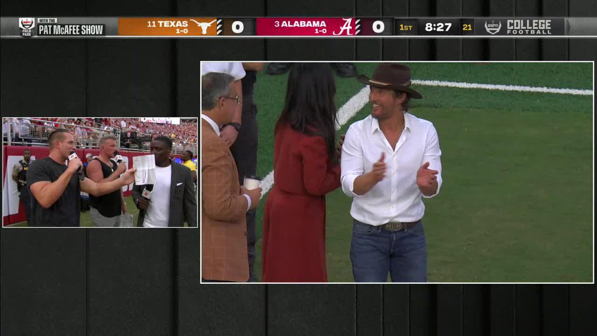 Matthew McConaughey was LOVING this Texas interception 🤘