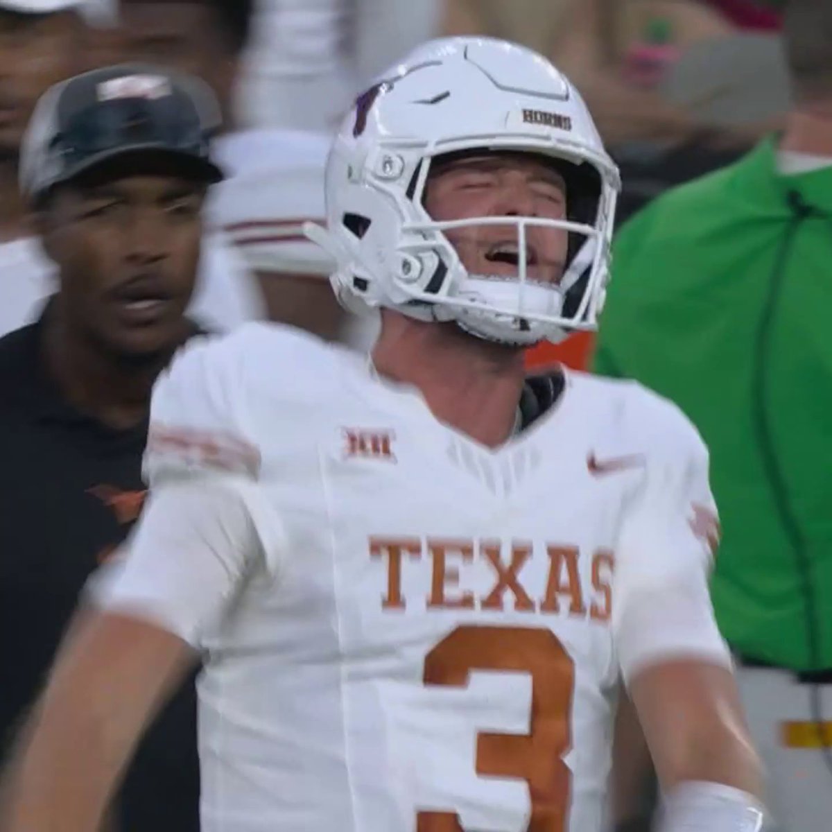 WHAT A DIME 🤯 Quinn Ewers 🎯🎯🎯