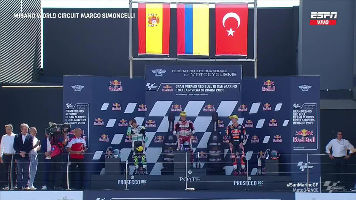 ¡Por segunda carrera consecutiva, la bandera de Colombia en lo más alto! ¡Así sonó el himno colombiano en #Misano! 👏🇨🇴 #ESPNEnStarPlus