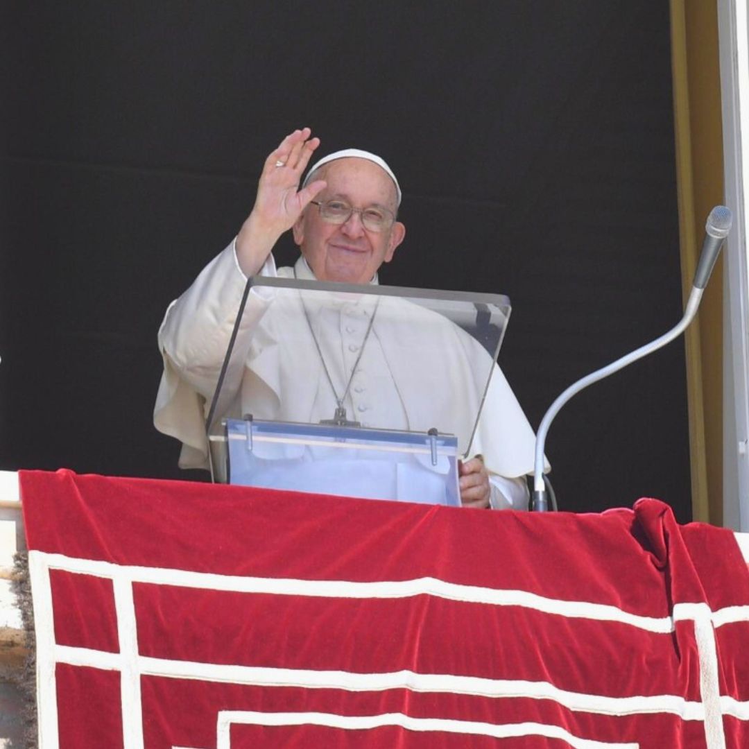 Pope Francis invites us to consider our attitude toward people who do us harm or offend us, saying we should pray for them and not engage in useless gossip. #Angelus
