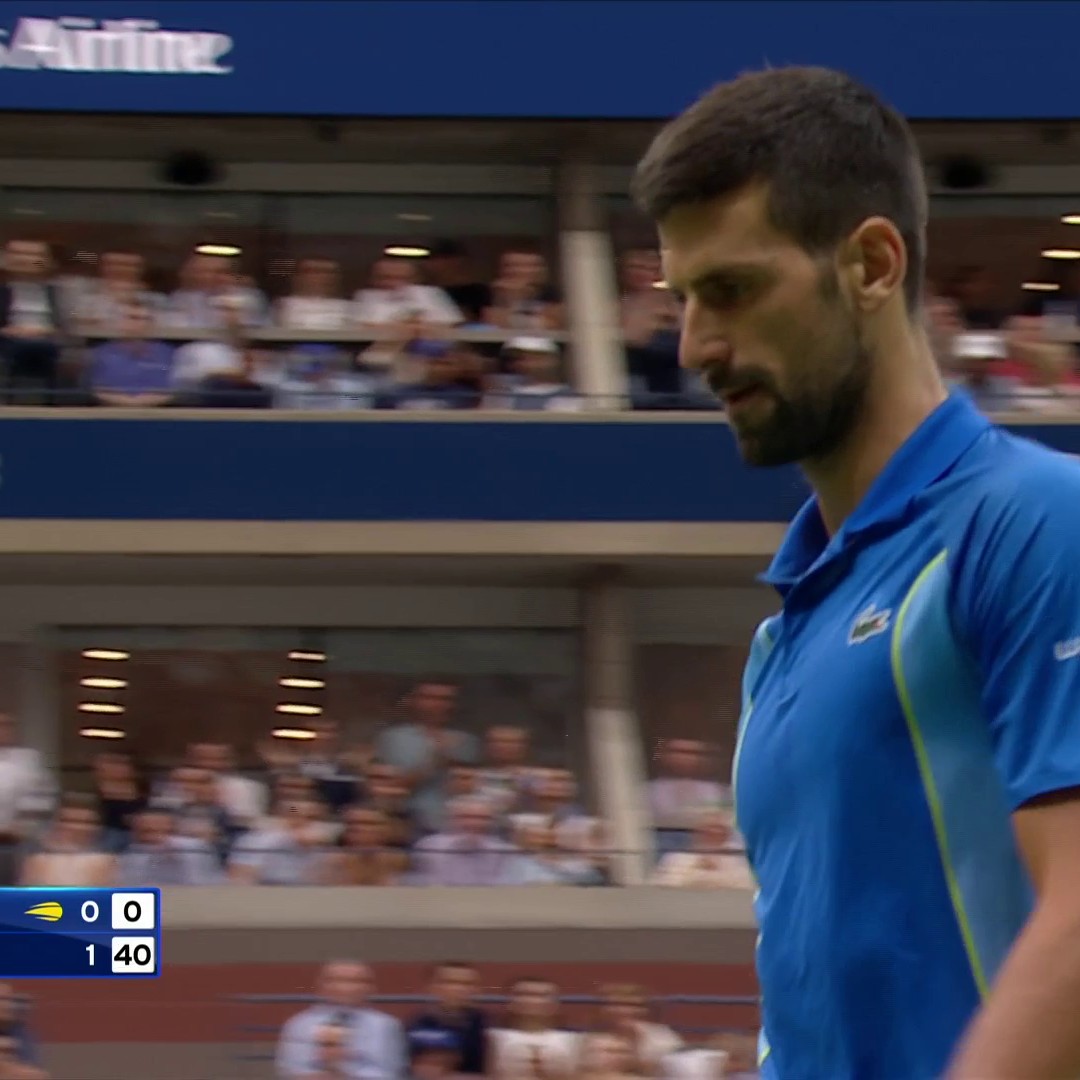 Djokovic is NOT messing about this evening 🔥