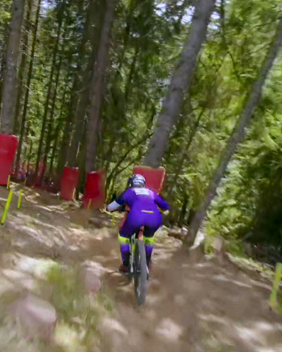 She’s back 🔥 💯 That winning run from Marine Cabirou in the Women Elite DHI in Les Gets 😮‍💨 #MTBWorldCup