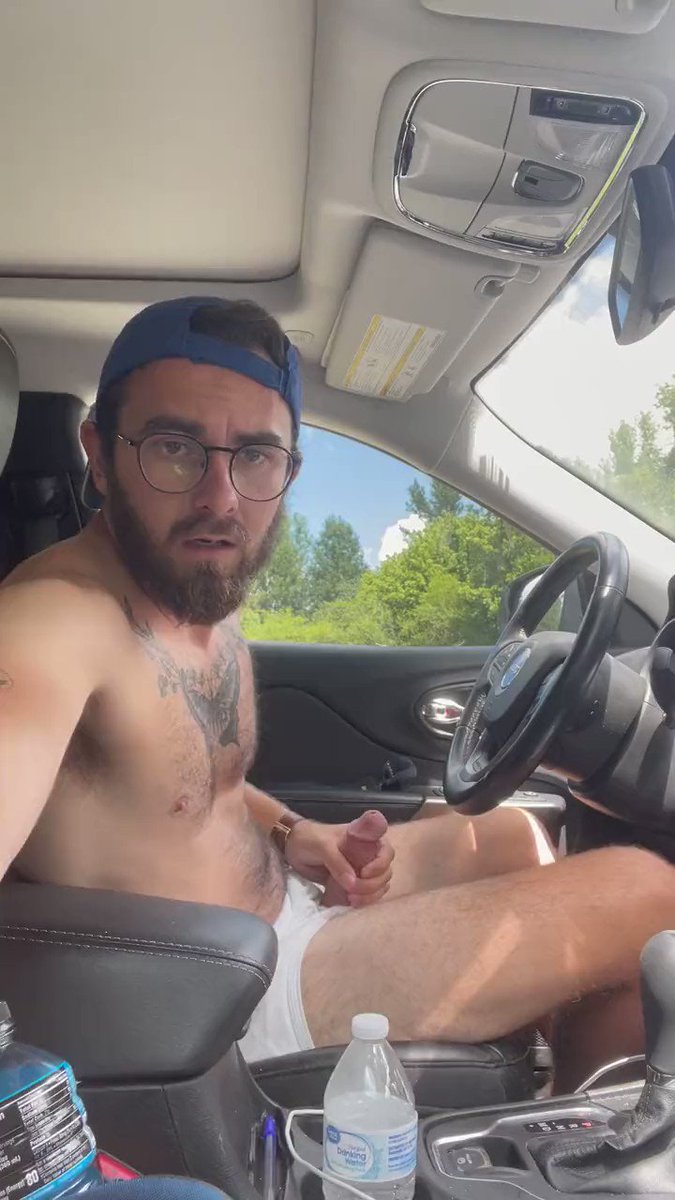 Pause branlette sur la route 🤤🍆💦 #Nude #Sexy #Nu #Sex #Hot #Sexe #Dick #Ass #Suck #Fuck #Gay #Hetero #Porn #Car #Branle #Voiture #Cum #Exhib