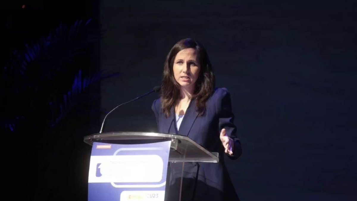 Debemos pero, sobre todo, podemos acabar con el sinhogarismo. Nadie sin casa, nunca más. Hoy en la reunión de alto nivel organizada por la Presidencia española del Consejo de la Unión Europea.