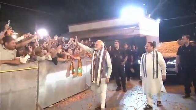 Unbounded affection awaited PM Narendra Modi Ji in the BJP head office today after the historic success of the #G20Summit.