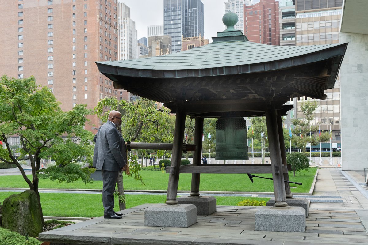 Honoured to join in commemorating the 42nd International Day of Peace. May the ringing of the Peace Bell be our clarion call to action. Let us recommit to the SDGs. Let us recommit to a world where peace and security are a reality for all. #PeaceDay
