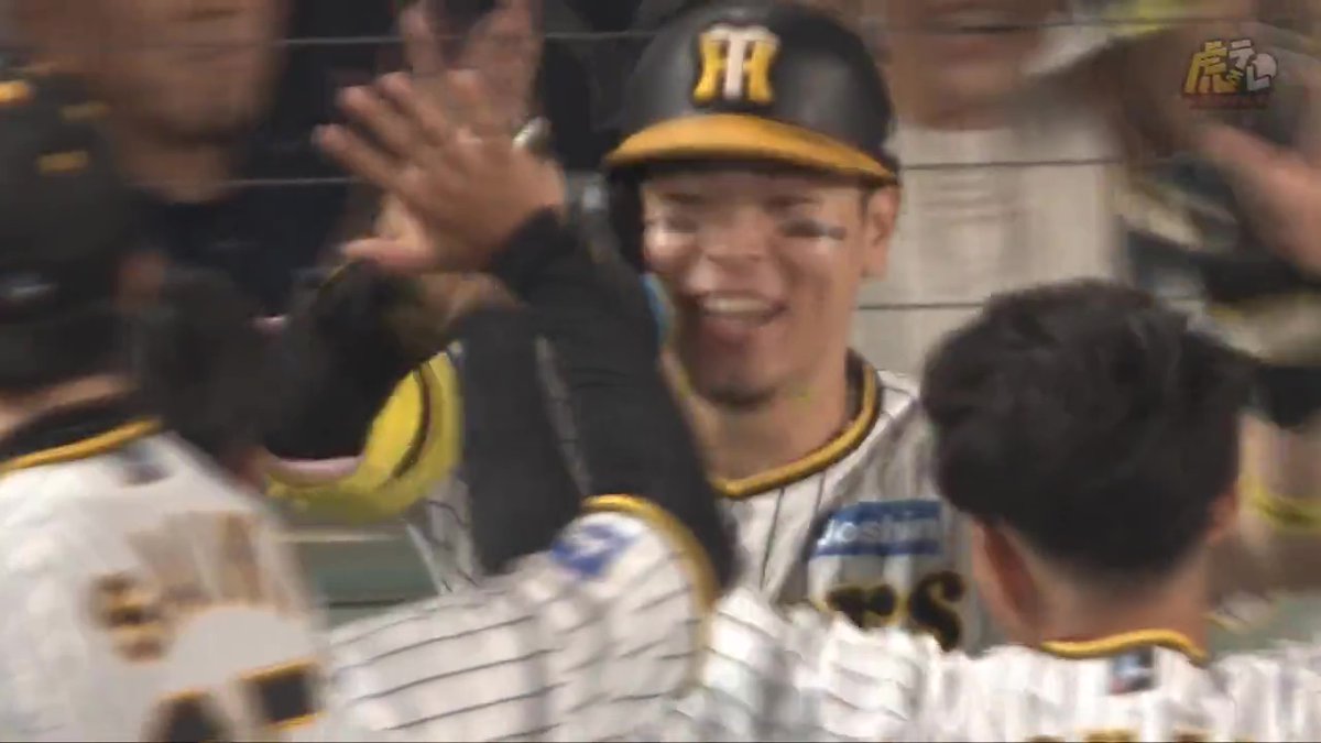 6回裏、佐藤輝選手がセンターバックスクリーンへ第20号ツーランホームランを突き刺す！ #hanshin #虎テレ #阪神タイガース #ARE