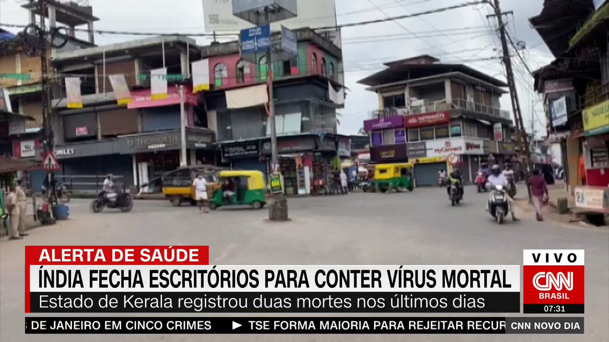 A Índia decretou o fechamento de escolas e escritórios para conter o avanço de um "vírus mortal" identificado como Nipah. O vírus é transmitido através de fluidos corporais de morcegos, porcos e também de humano para humano. #CNNNovoDia