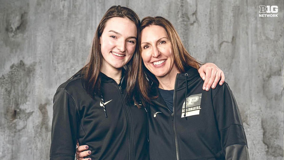 For Eva Hudson, Purdue Volleyball is a family affair. The sophomore standout followed in her mother Stacey’s footsteps to West Lafayette, and both have made their mark on the program. 𝗔𝘁 𝗧𝗵𝗲 𝗡𝗲𝘁: Presented by State Farm