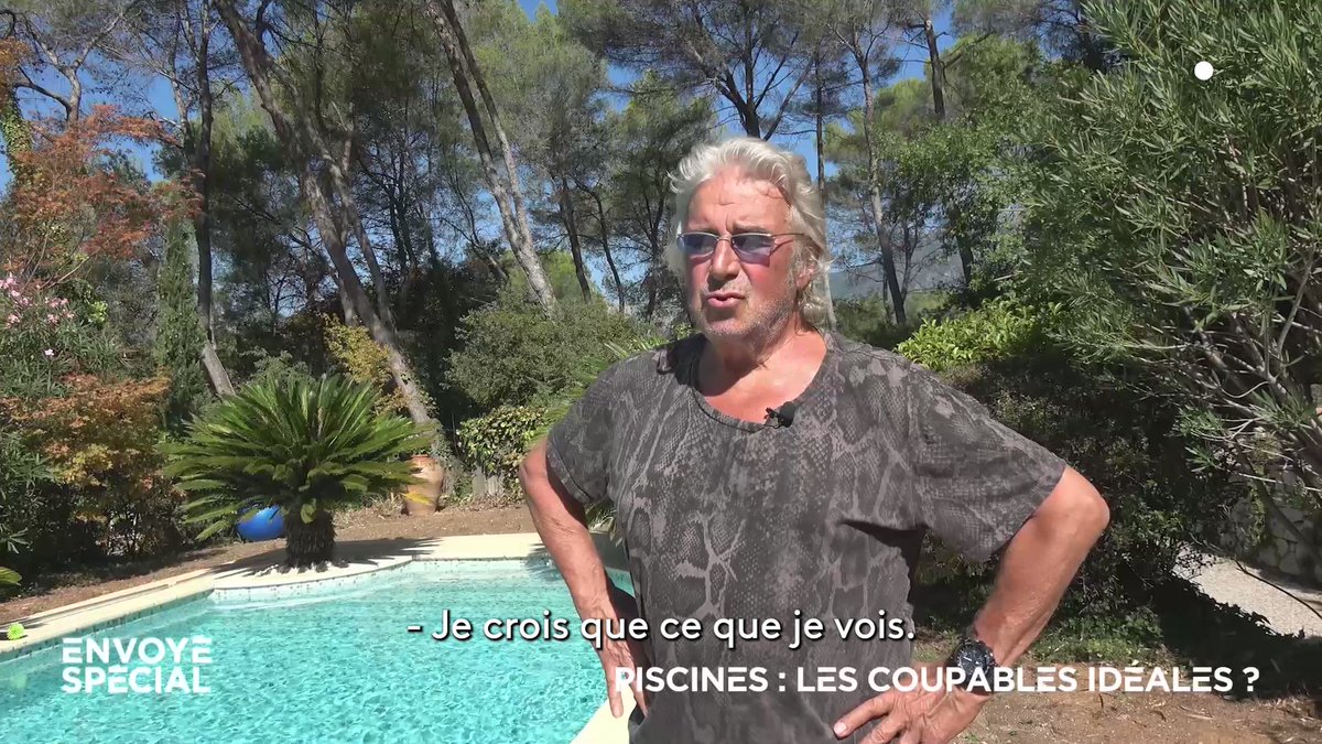 💧 Alain consomme 300 litres d’eau par jour, soit le double de la moyenne française… Mais c'est un peu moins que ses voisins : à Roquefort-les-Pins, les habitants utilisent 440 litres d'eau environ par jour ! #EnvoyéSpécial #Piscine
