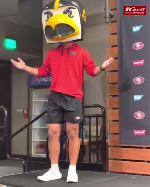 Brock Purdy lost the Iowa-Iowa State bet to George Kittle 😂