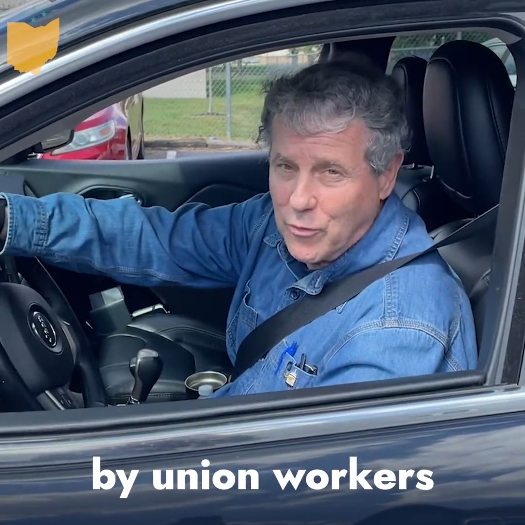 Connie and I proudly drive Jeeps made right here in Toledo by UAW workers. Workers built these great American companies into what they are today — they deserve to share in that success. #StandUpUAW