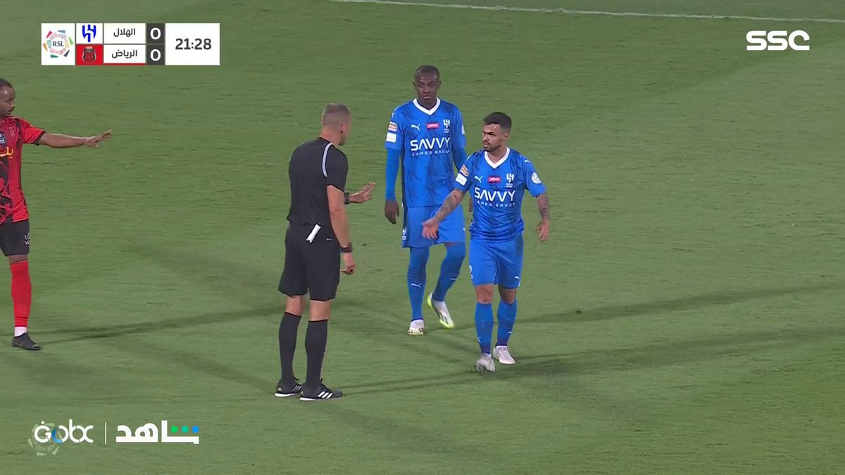 ماذا قال الحكم لميشايل؟ مدحت شلبي يروي القصة.... #الهلال_الرياض #دوري_روشن_السعودي