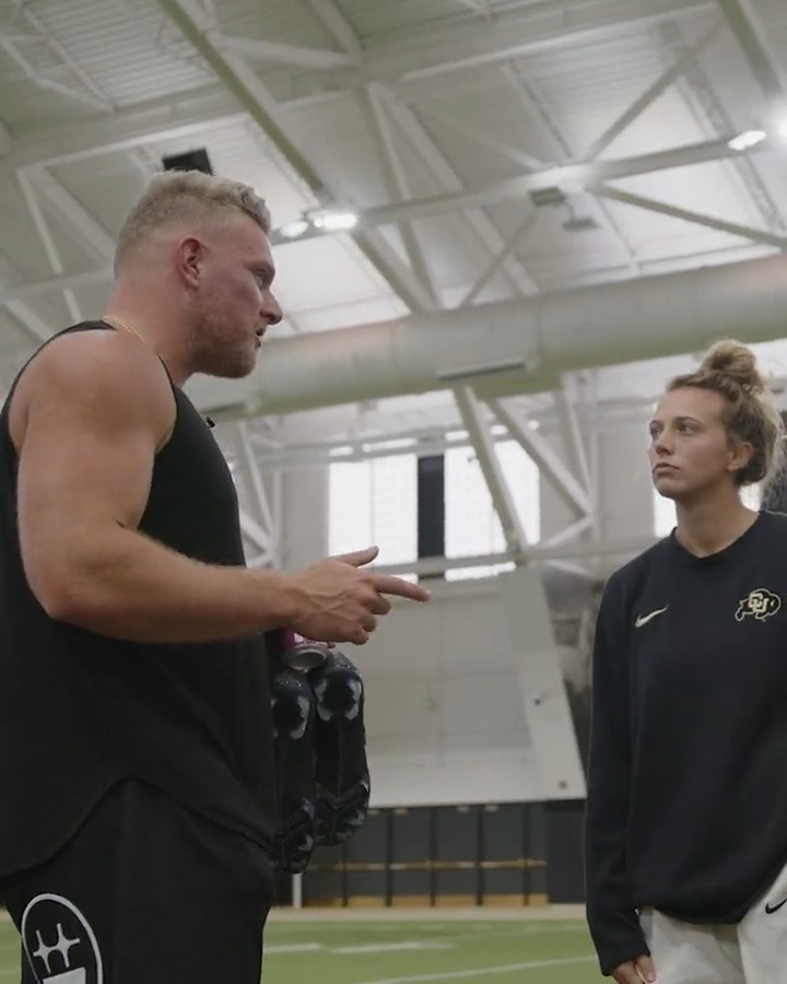 Today's pregame routine looked a little different Thanks Pat McAfee for not backing down from our challenge #SideBeforeSelf // #GoBuffs