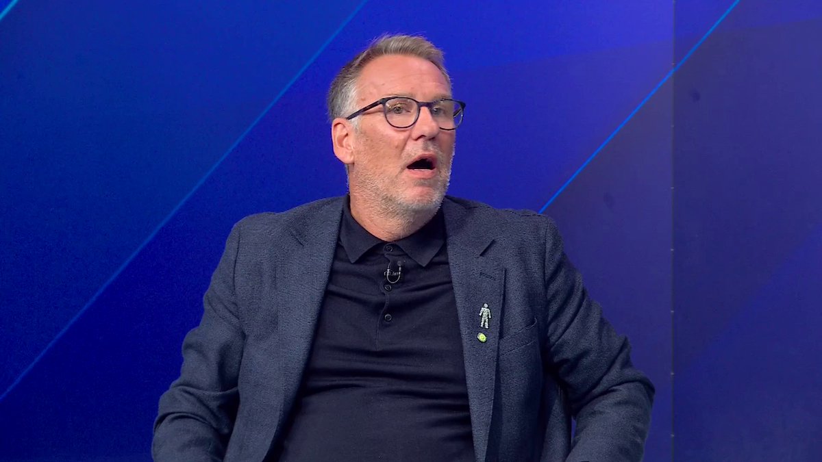 Paul Merson's reaction to this Fleetwood penalty is brilliant 😂