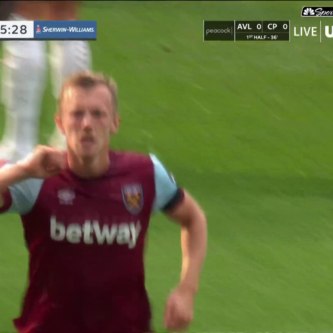 West Ham are beating champions Manchester City 🫢 (via NBC Sports Soccer)
