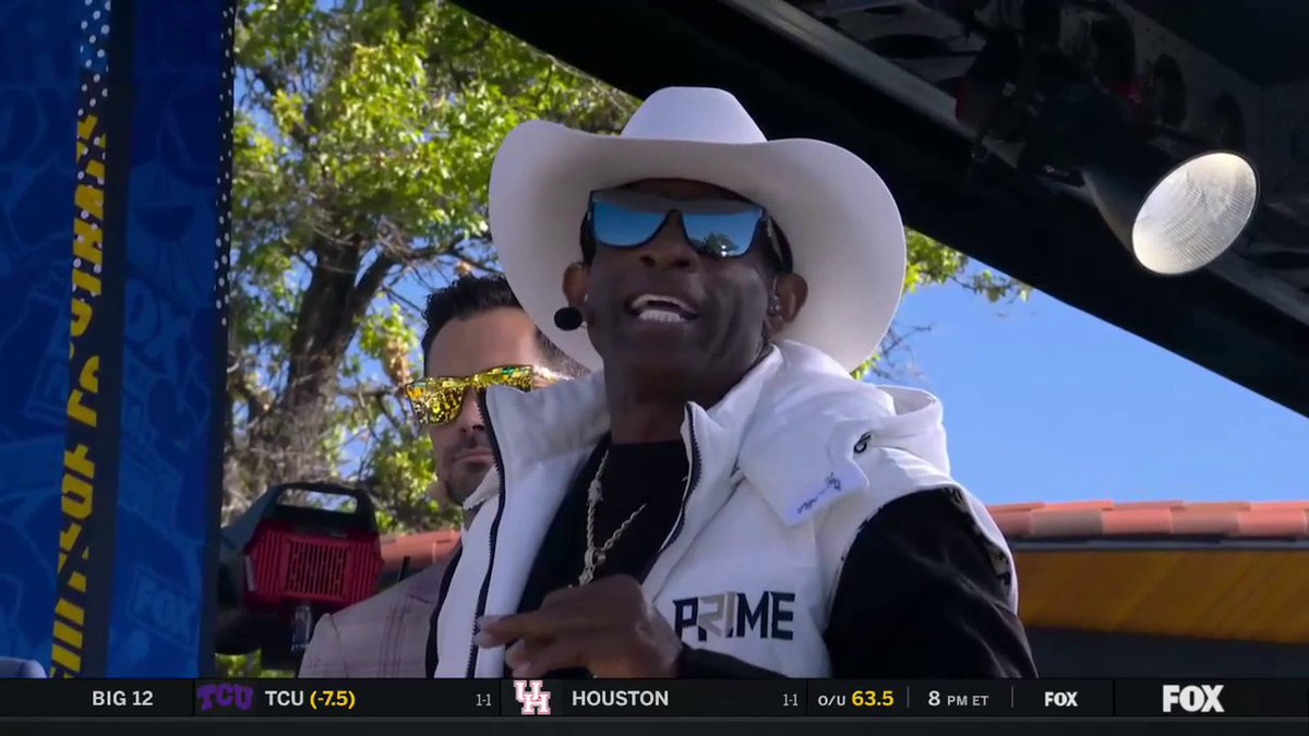 coach prime got them saying it back like a preacher on sunday 😂
