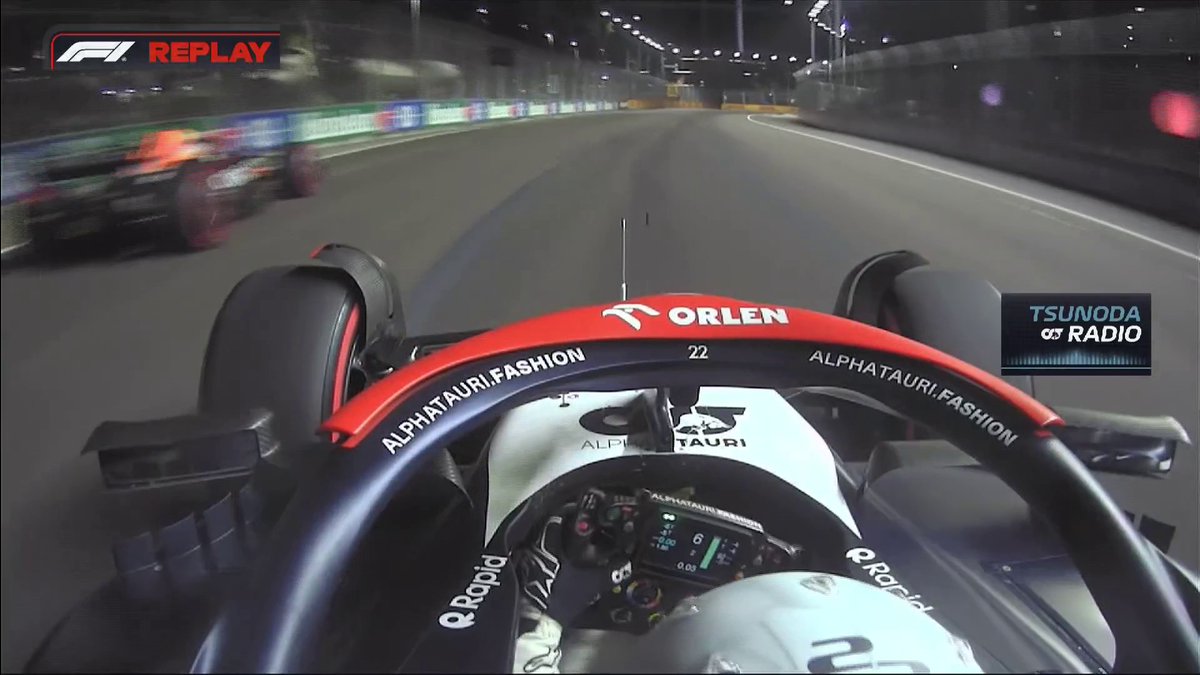 Pas de pénalité pour Max Verstappen ⚠️ Le Néerlandais écope de 2 réprimandes : ➡️ pour s'être arrêté à la sortie de la voie des stands ➡️ pour cette action face à Tsunoda Votre avis sur cette décision ? 👀 #SingaporeGP #F1