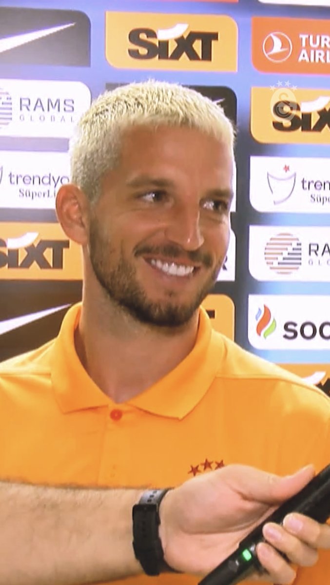 Dries Mertens’in maç sonu röportajından 🤣
