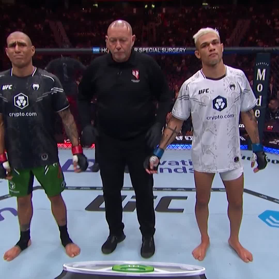 Upon replay review this bout's been ruled a no decision #NocheUFC