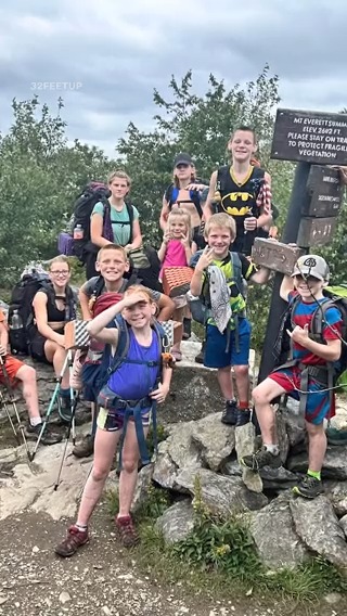 Single mom attempts to hike entire Appalachian Trail with her 15 kids