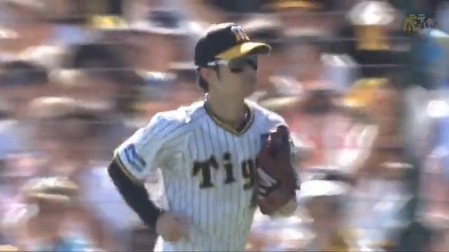 2回表、中野選手の広い守備範囲がエンドランを阻止！ナイスプレー！ #hanshin #虎テレ #阪神タイガース #ARE