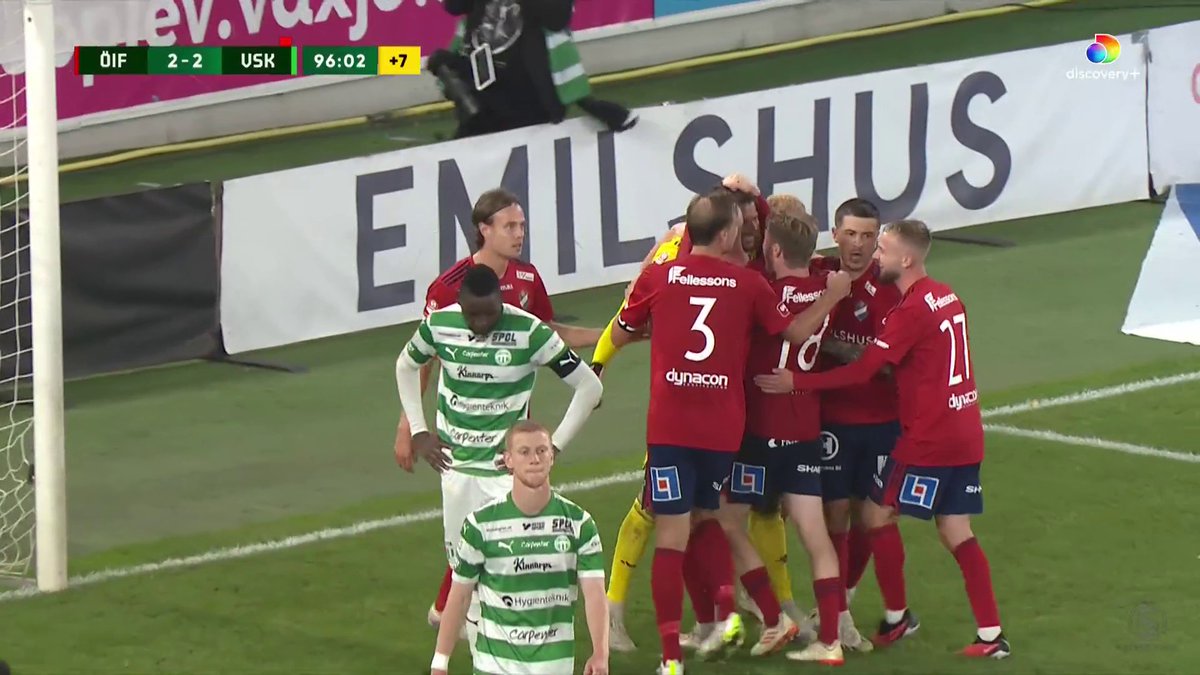 Östers målvakt Miloje Preković kvitterar för Östers IF i den 97:e minuten!!!! 🔵🔴