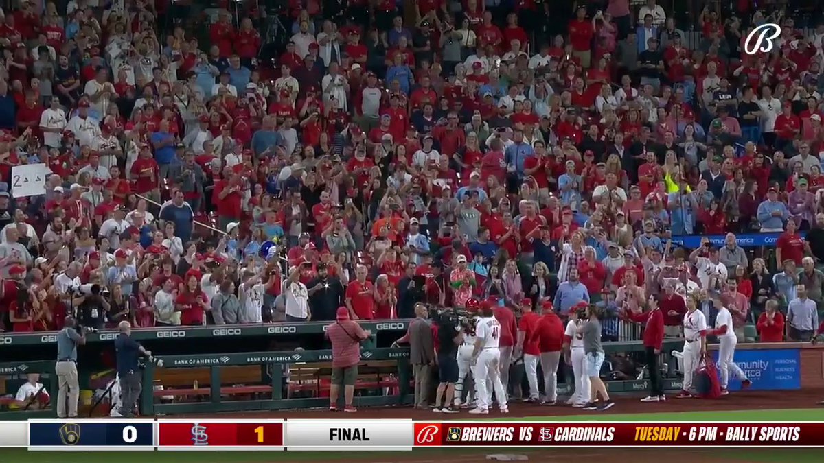 We are all Jordan Walker after that last out. Congrats to Waino on 200 wins!